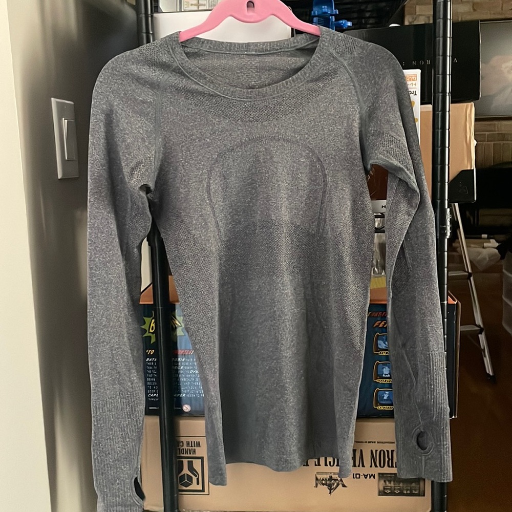 Lululemon swiftly tech long sleeve